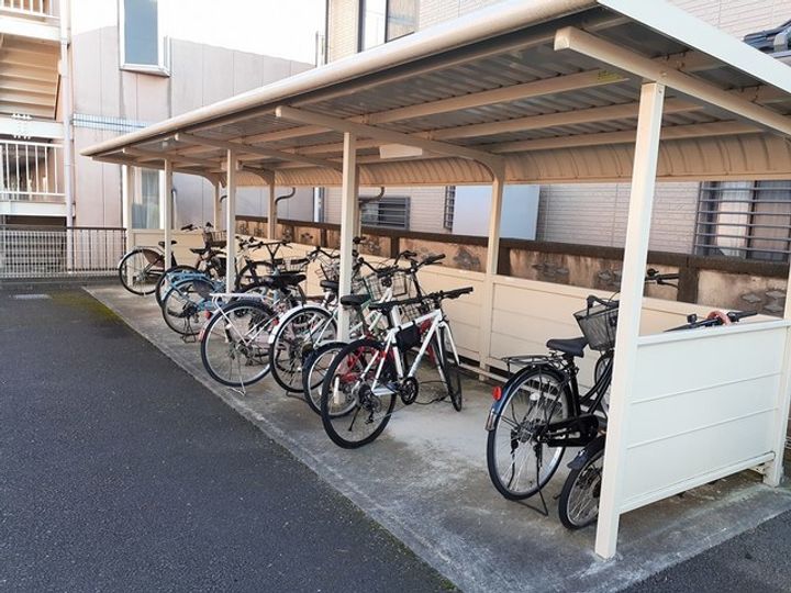 神奈川県伊勢原市上粕屋(アパート)の賃貸物件の地図