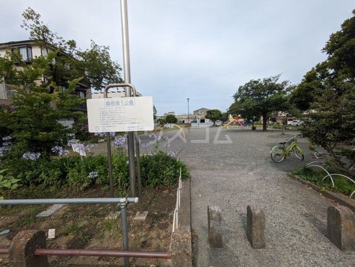 メルベイユIIの周辺