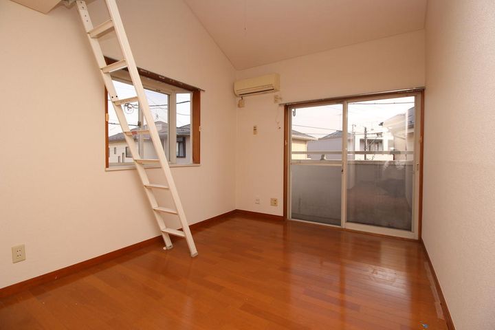 ハイツ野塩の内装