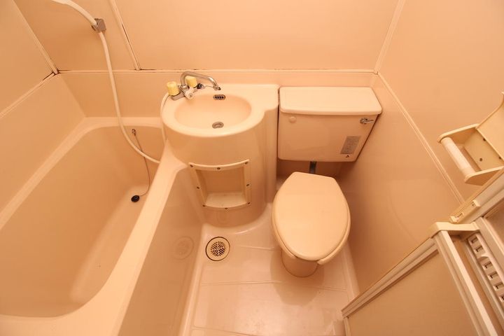 ハイツ野塩の内装