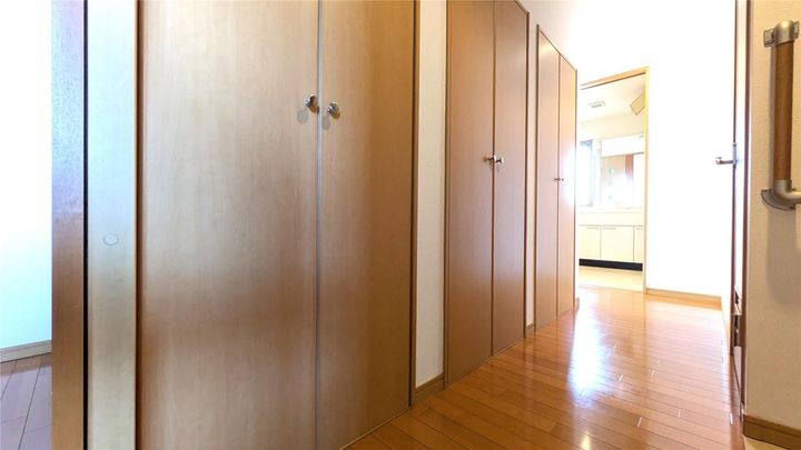 ラ・ヴィー欅 504の居間