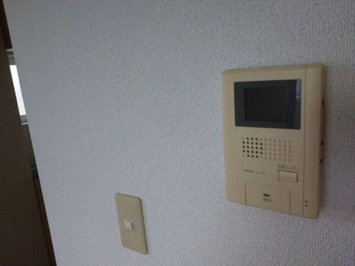 奥州市水沢太日通り1丁目【水沢ステーションアベニューB棟】築18年の内装