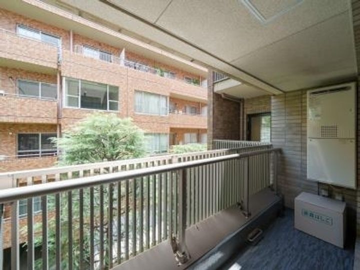 東京都港区六本木3(マンション)の賃貸物件の内装