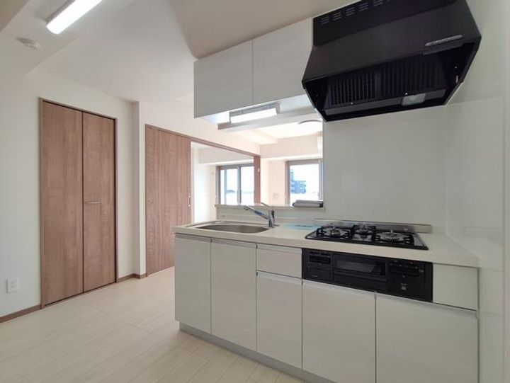 栃木県宇都宮市南大通り3(マンション)の賃貸物件のキッチン