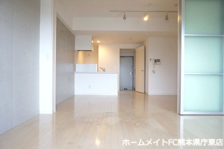 熊本県熊本市中央区水前寺3(マンション)の賃貸物件の居間