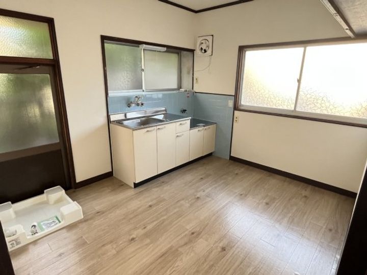 広島県安芸郡府中町みくまり2(一戸建)の賃貸物件の居間