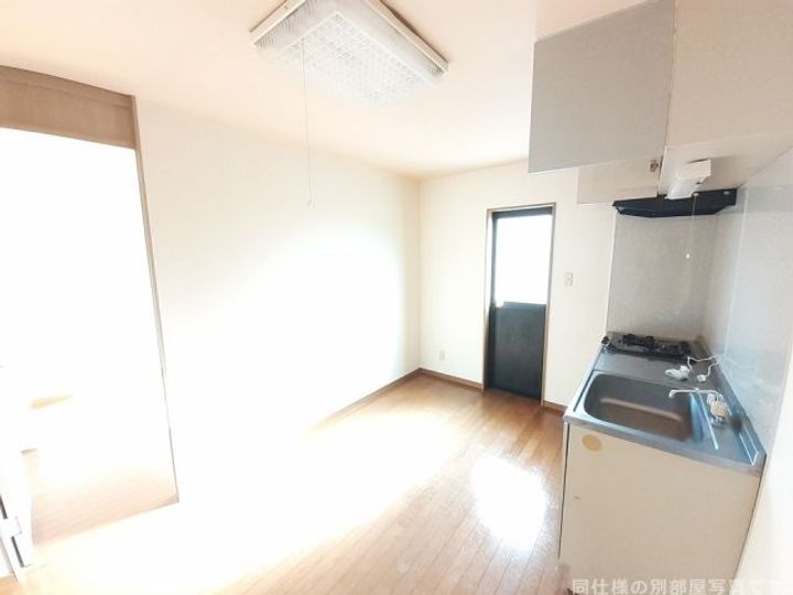 ソフィアBの居間