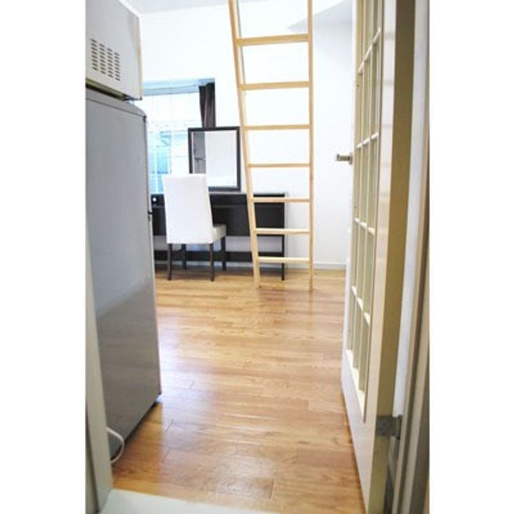 レオパレス千川の居間