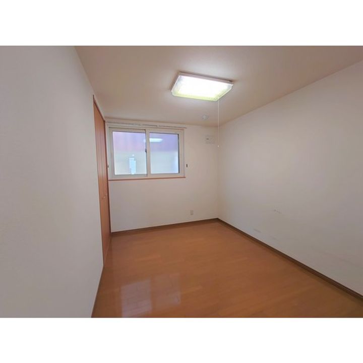 Mハイツ宮の森7の内装