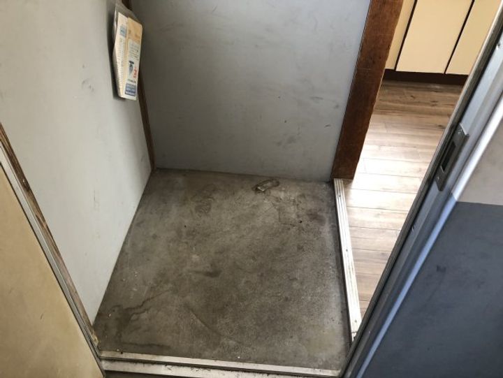 田代荘の玄関