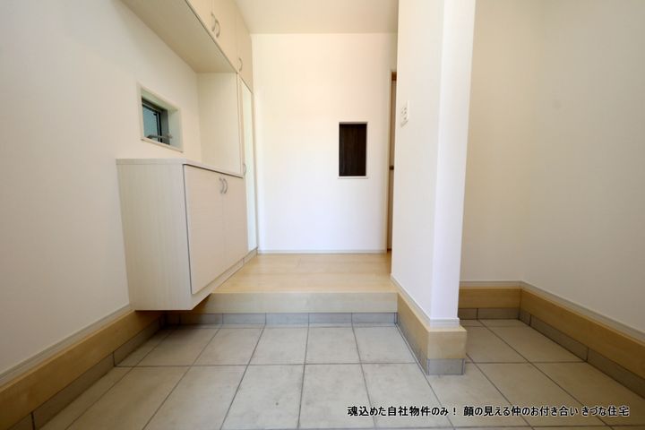 埼玉県さいたま市西区西大宮1(一戸建)の賃貸物件の玄関