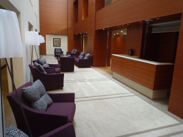 東京都港区東新橋2(マンション)の賃貸物件の地図