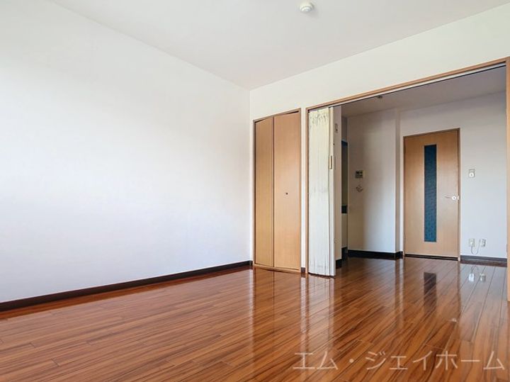 滋賀県野洲市小篠原(マンション)の賃貸物件の居間