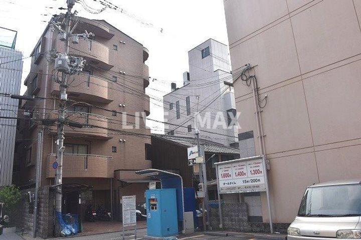 アルファプライズVIの外観