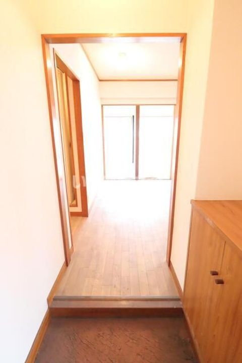 ハイネス佐藤の玄関