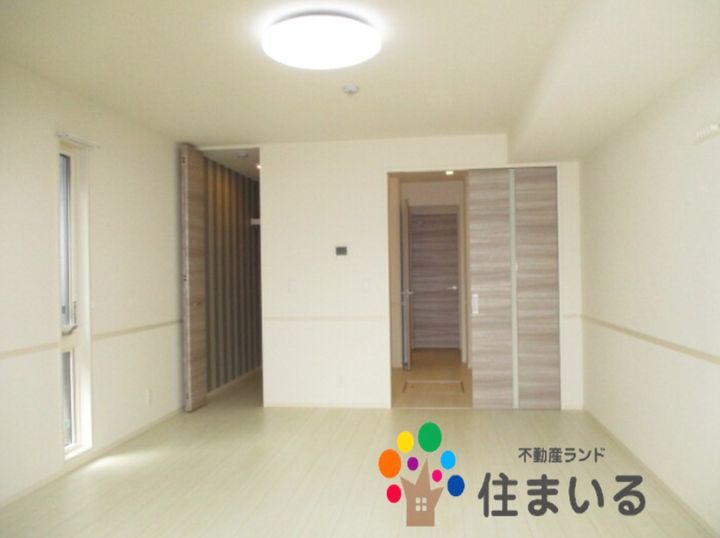 愛知県刈谷市一ツ木町4(アパート)の賃貸物件の居間