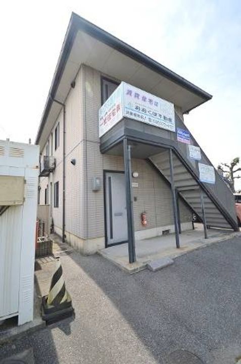 ディアス西川原の外観