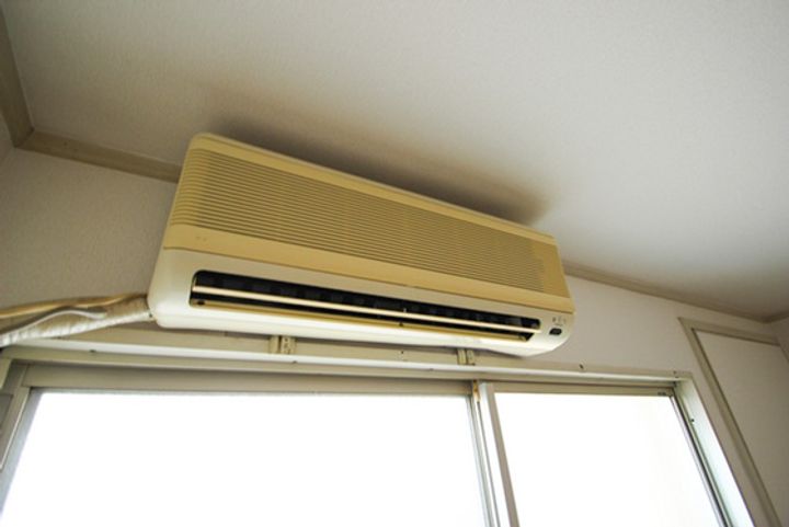 横川章栄ビルの内装