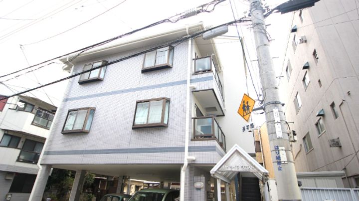 ハイライフウエストの外観