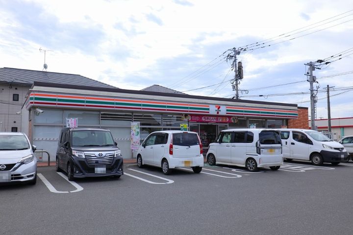 エルムの周辺