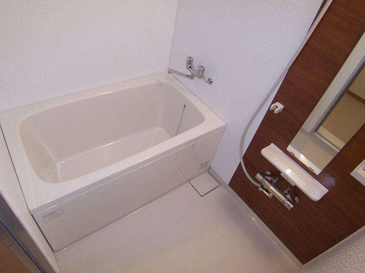 岡山県岡山市南区福富東1(マンション)の賃貸物件の風呂