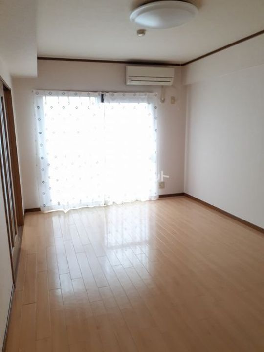 風の杜高町の居間