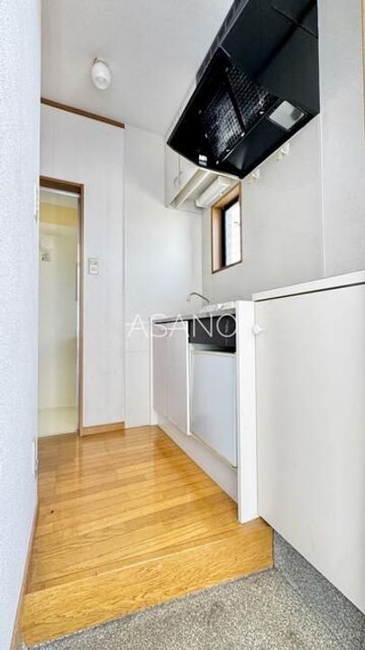 ピュアコートSANADAの玄関