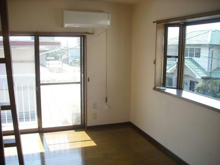 メゾングランドールの居間