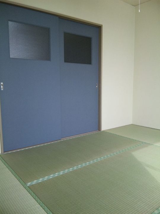 ワイズマンシオン 酒田市こがね町2丁目の居間