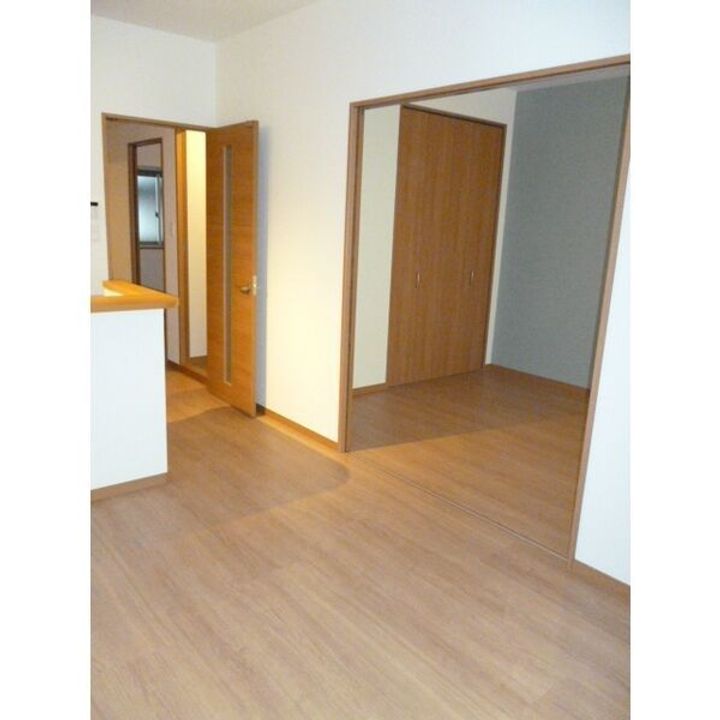 LUCIS高宮の居間