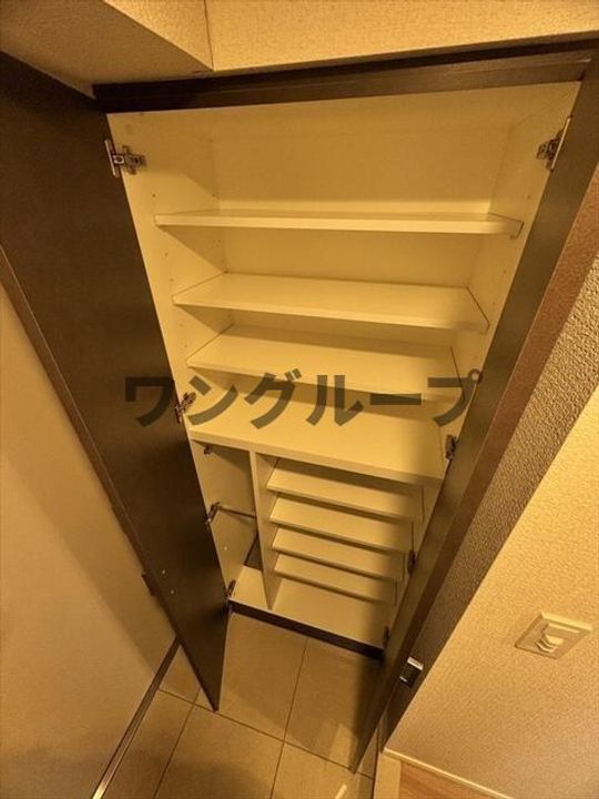 AZEST浮間舟渡IIの内装