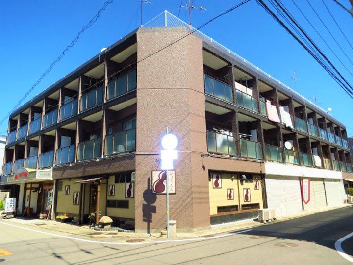 兵庫県西宮市甲子園口3(マンション)の賃貸物件の外観