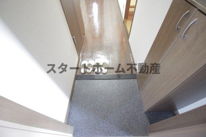 徳島県徳島市庄町1(マンション)の賃貸物件の玄関