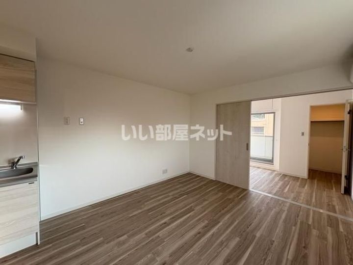 兵庫県明石市大久保町西脇(アパート)の賃貸物件の居間