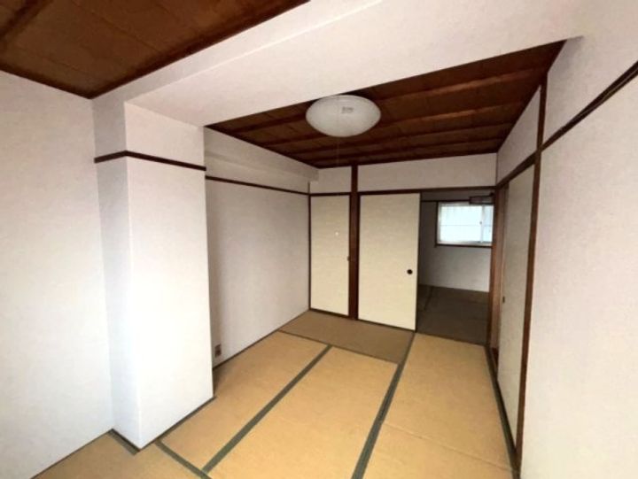 金盃第2高羽荘の内装