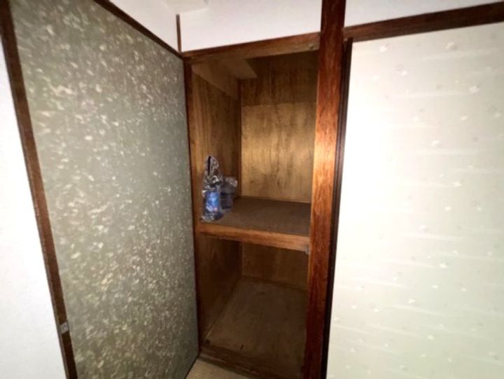 金盃第2高羽荘の内装