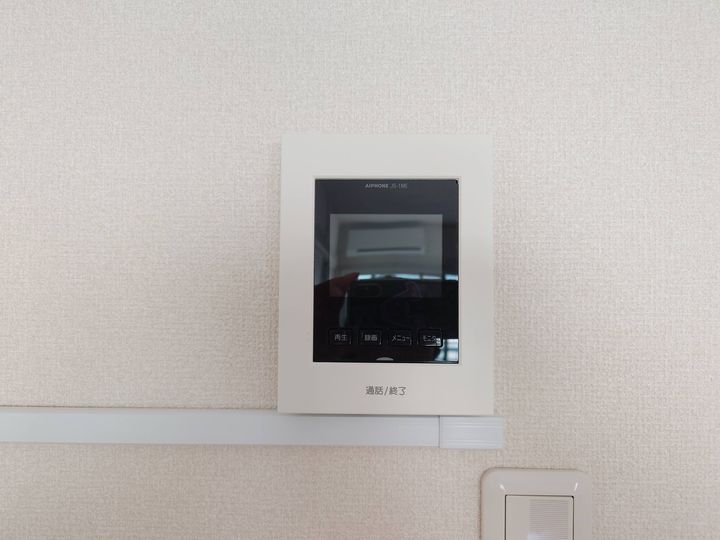 宅間ビルの内装