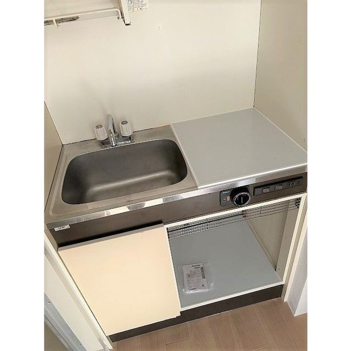 フラッツ100のキッチン
