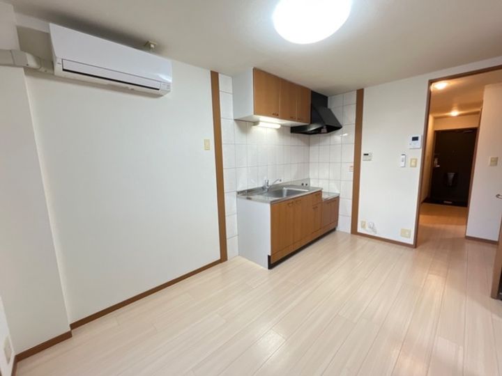 埼玉県川口市大字安行西立野(マンション)の賃貸物件の居間