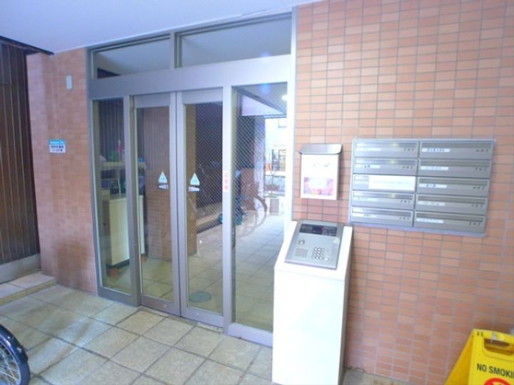 東京都荒川区東日暮里6(マンション)の賃貸物件の地図