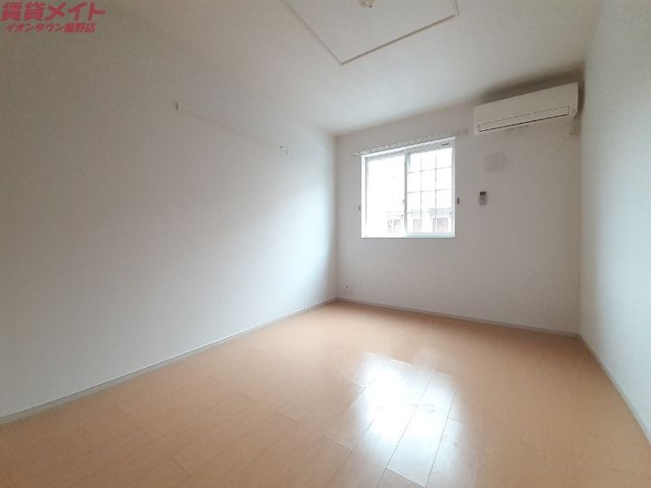 Sunflower IIの内装