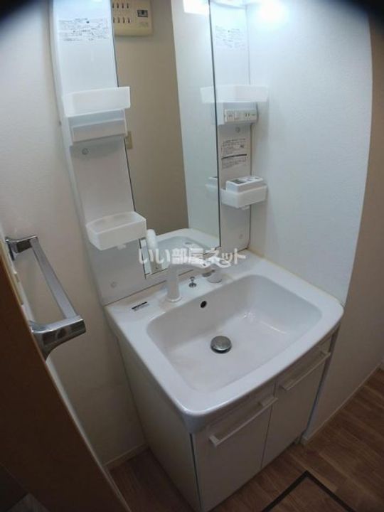 セトル・ヒロの内装