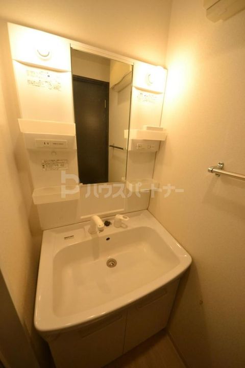 東京都足立区足立4(マンション)の賃貸物件の内装