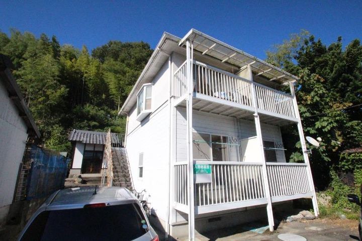 ルマンジュ松崎の外観