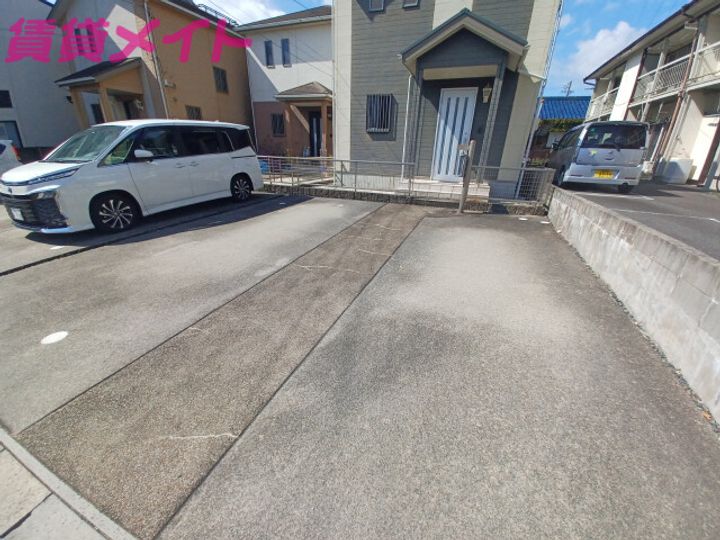 三重県四日市市山手町(一戸建)の賃貸物件の地図