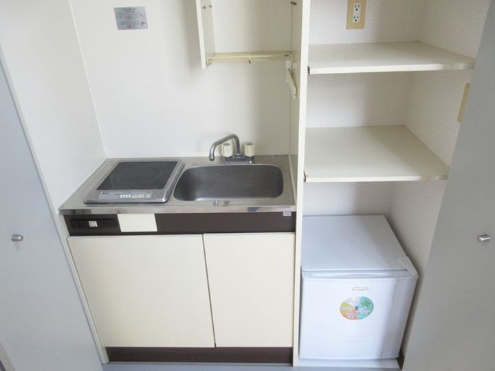 シャトレ上新庄のキッチン