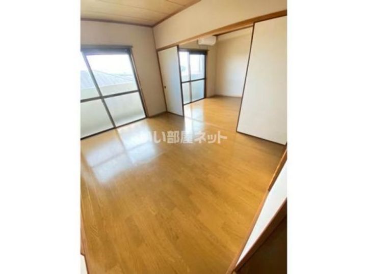 サンクレール住吉の居間