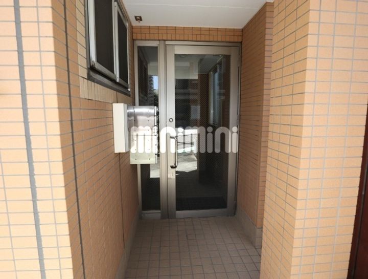 メゾン ド リラの地図