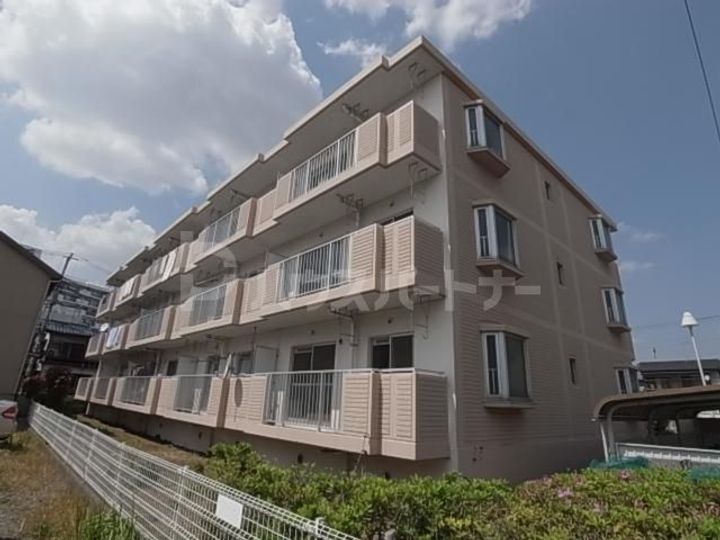千葉県船橋市本中山6(マンション)の賃貸物件の外観