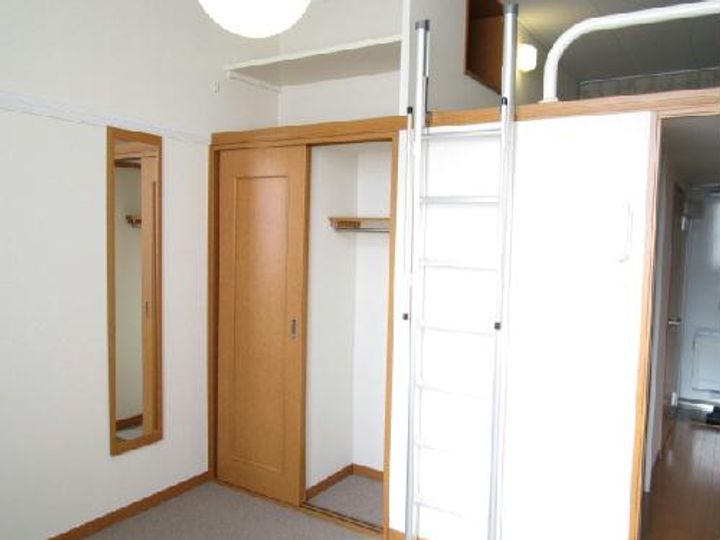 レオパレス愛の内装